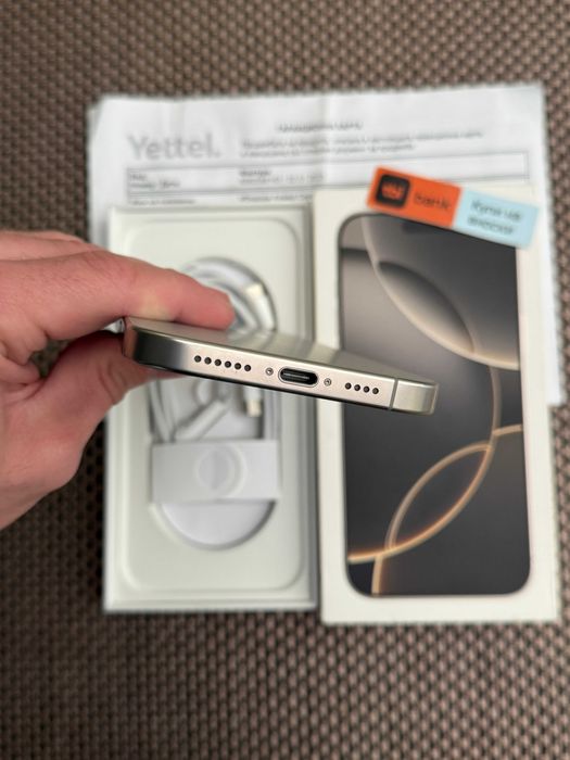 36М ГАР! iPhone 16 Pro MAX Лизинг от 73лв/м natural Titanium 256GB бял