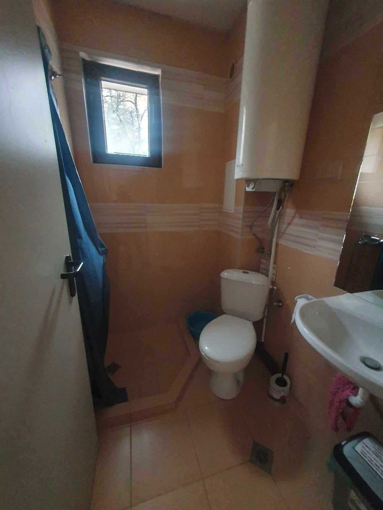 Дава се под наем Едностаен апартамент в Варна, Аспарухово - 35 кв.м за 255 € - Снимка #5