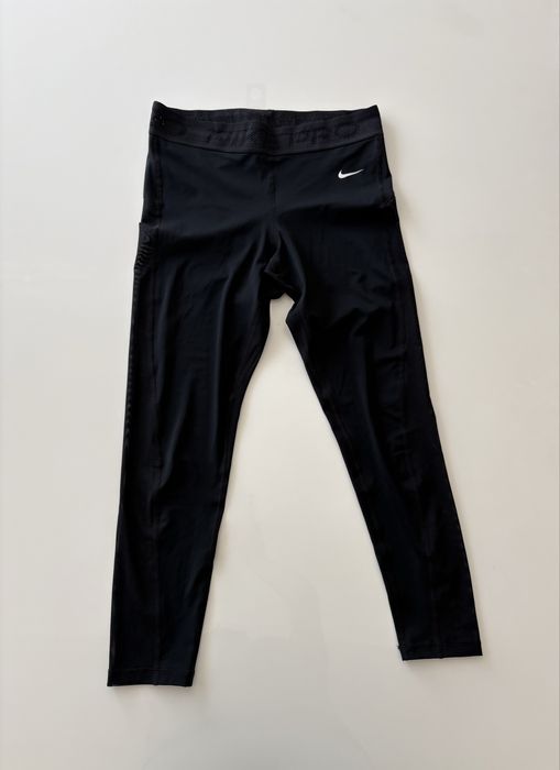 Armani дамска рокля Nike Pro клин