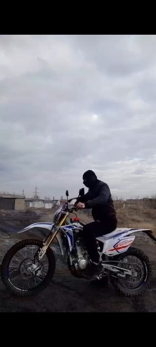 Эндуро новинка CYCMCC 300 15 с водяным охлаждением