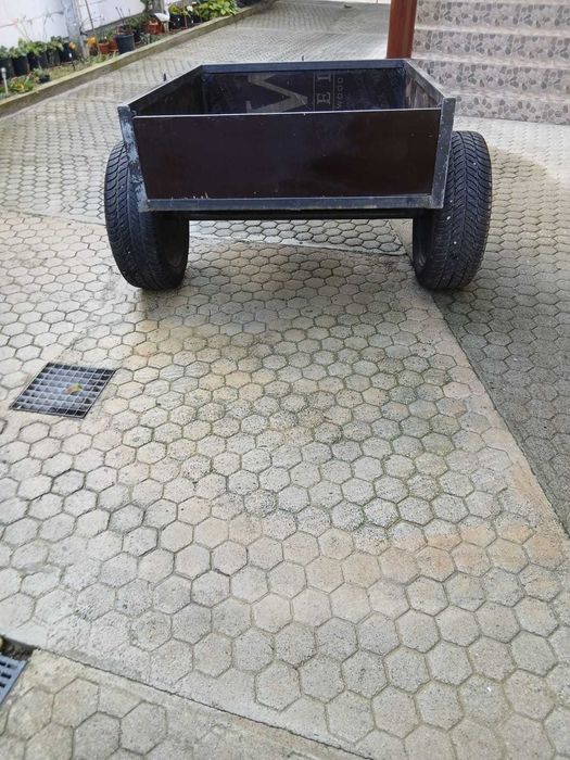 Remorcă de vânzare