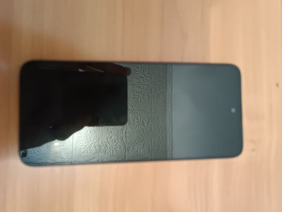 Redmi 13 в идеальном состоянии