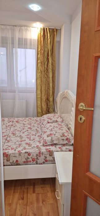 Apartament cu 3 camere mobilat complet de inchiriat