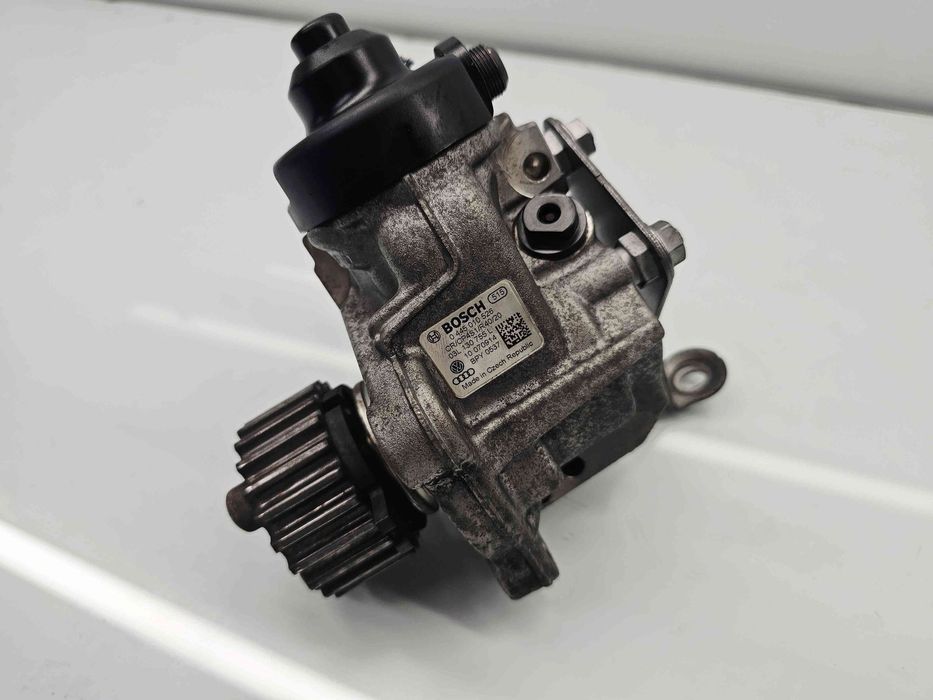 Pompa inalta presiune  Volkswagen Golf 6 (5K1) [Fabr 2009-2013] 03L130