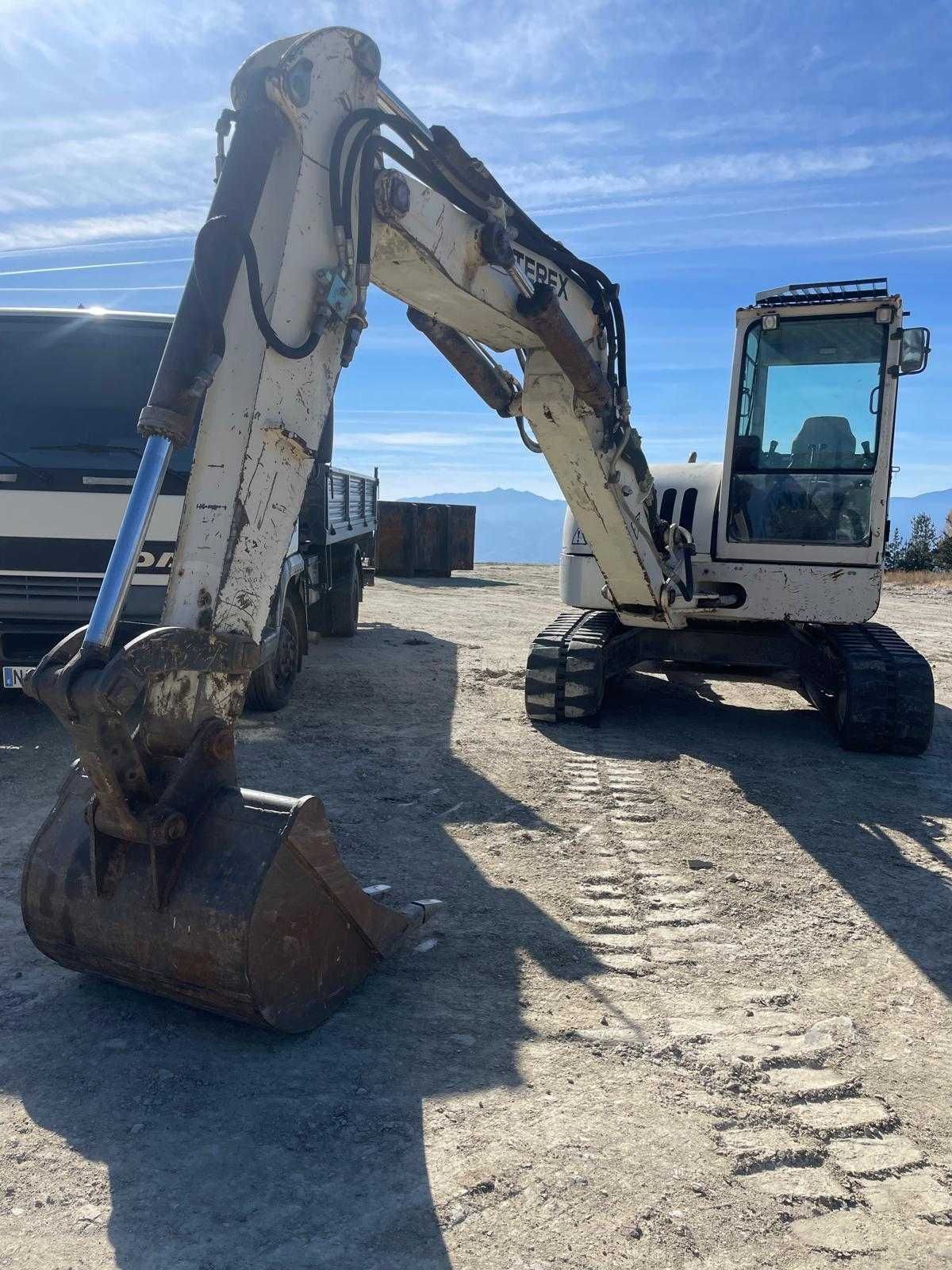 Багер Terex 7.5 т