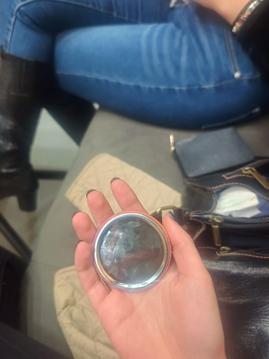 Рекламно огледалце на ДМ