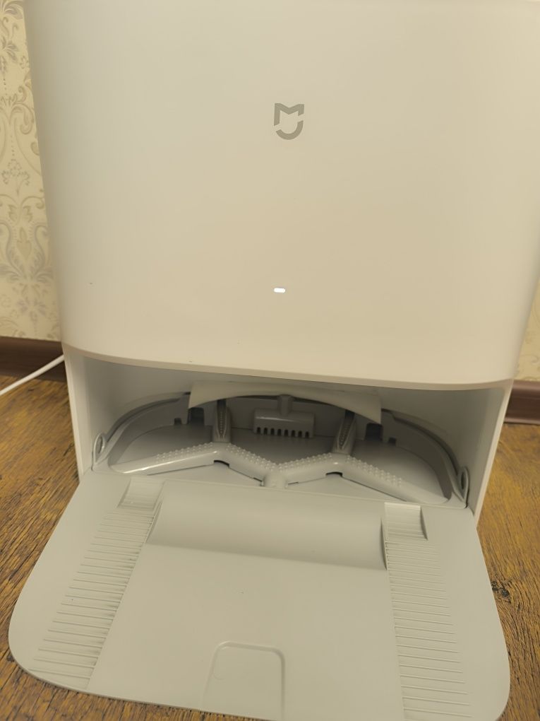 Робот-пылесос Xiaomi Self-Cleaning Robot Vacuum-Mop 2 C101 белый