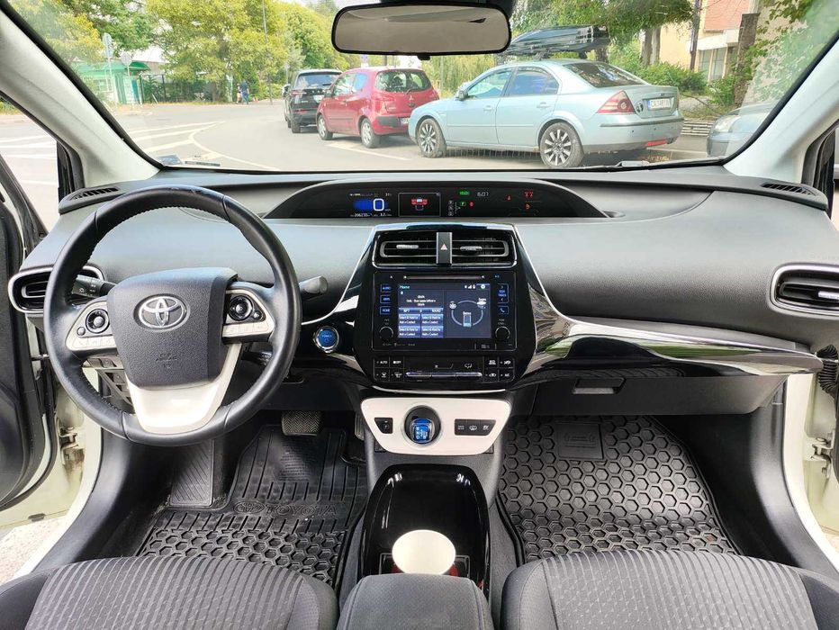 Такси на аренда към Taxi Me,Toyota Prius Prime..Taxi,Pod naem,Под наем