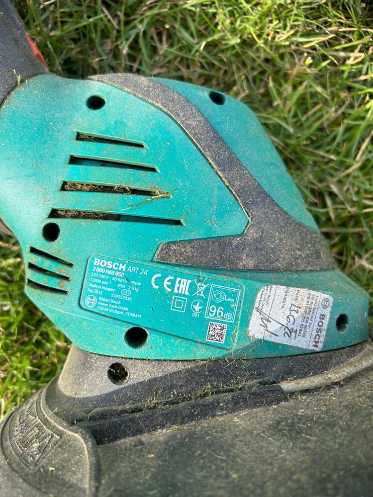 Trimmer de tuns iarba electric Bosch