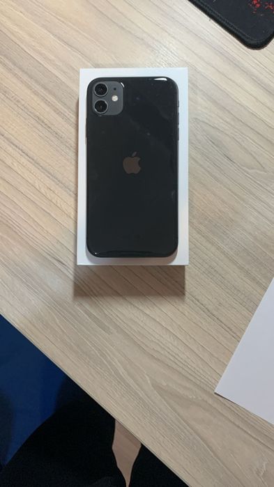 iPhone 11 – 128GB – Negru – Stare foarte bună