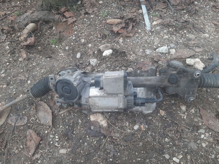 Vând caseta direcție Audi a3 8p