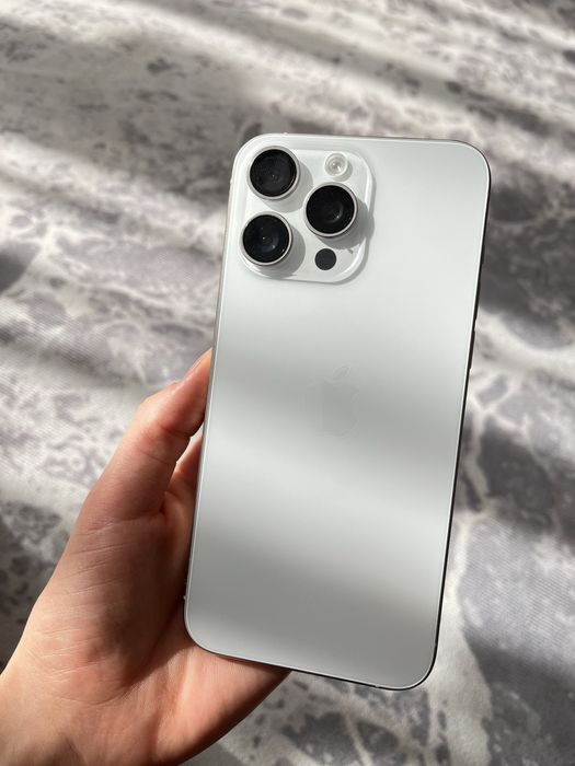 iPhone 15 Pro Max