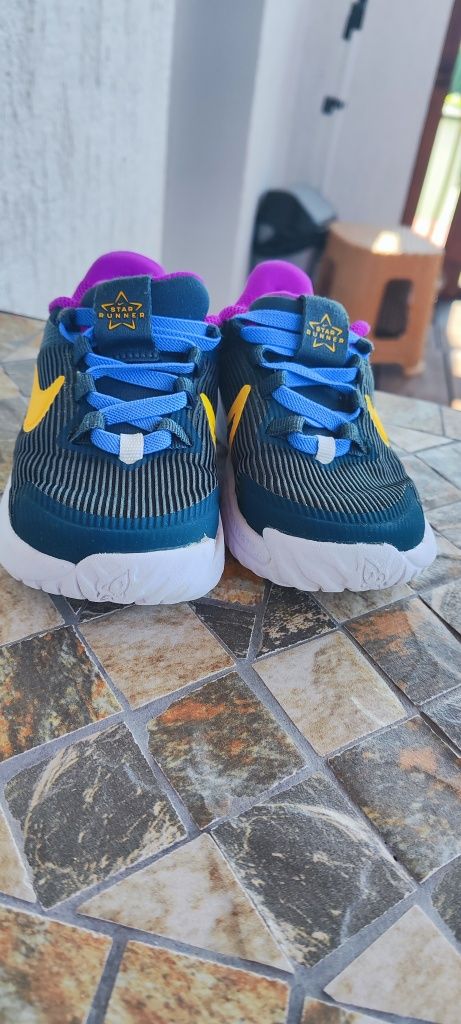 Маратонки Nike star runner 4 23.5
