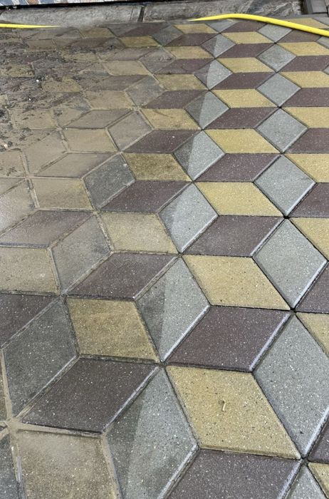 Ofer debarasari locuinte curatare panouri pavaje fatade 
-spalare fata