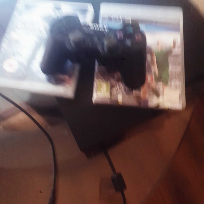 Ps3 Перфектно състояние продавам го защото несе ползва