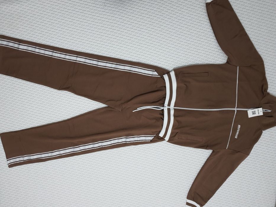 Trening femei Miumiu