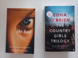Carte engleza paperback-S.Meyer-The host/O'brien-The country girls