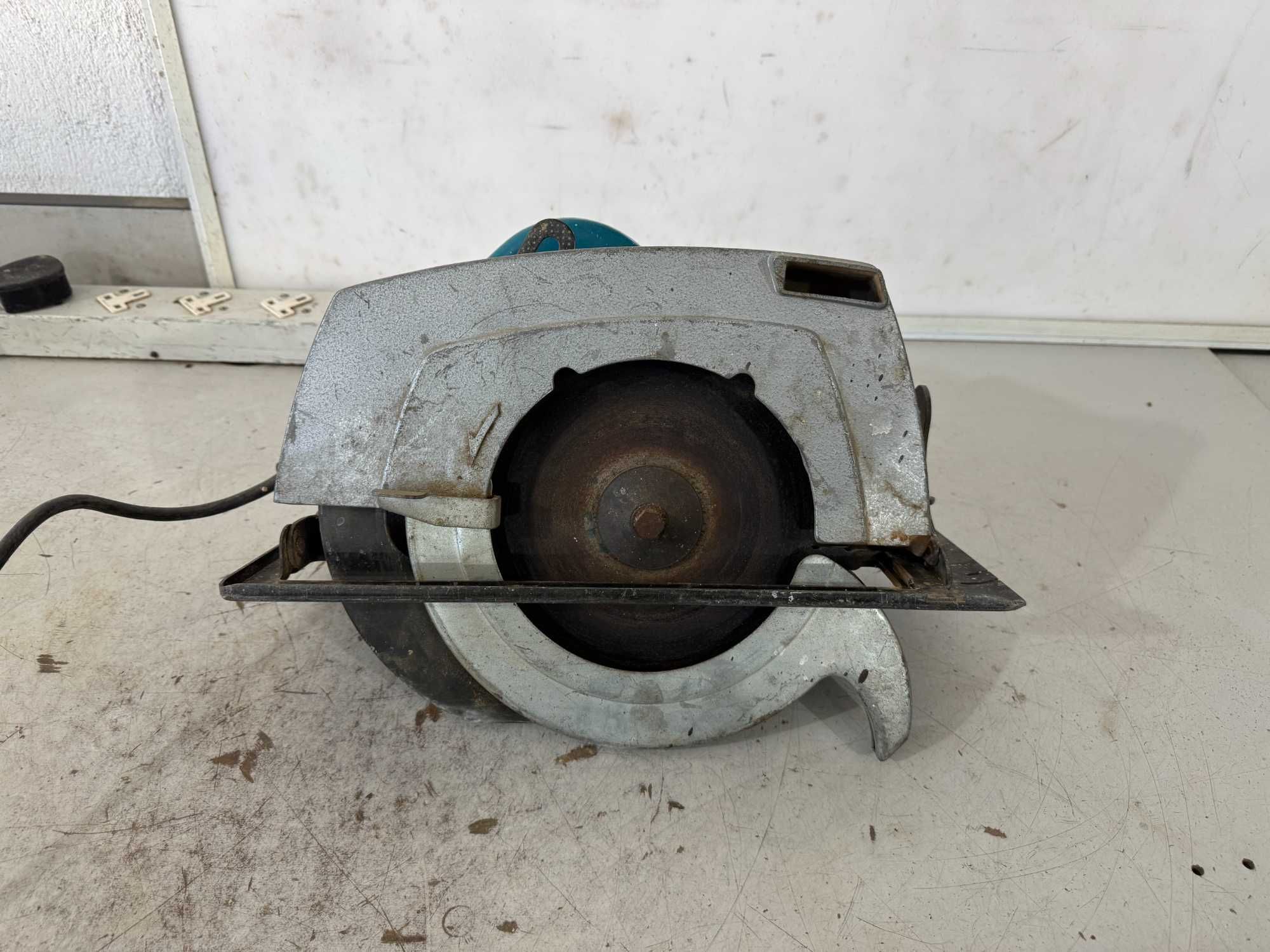 Ръчен циркуляр - Makita 1380 W/ 235 mm