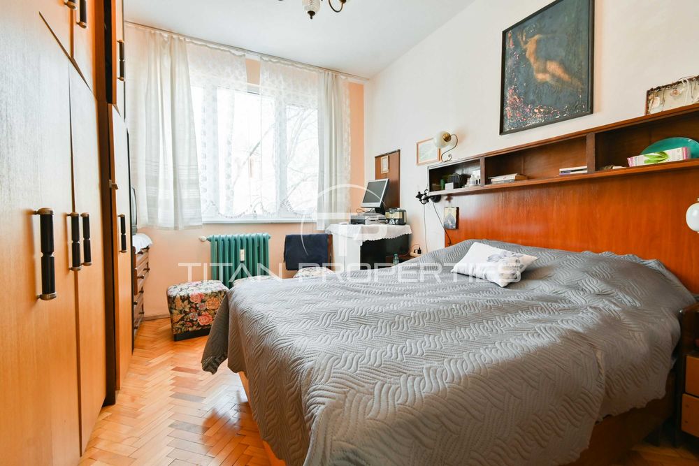 Продава се Тристаен апартамент в София, Яворов - 95 кв.м за 3369 €/кв.м - Снимка #4