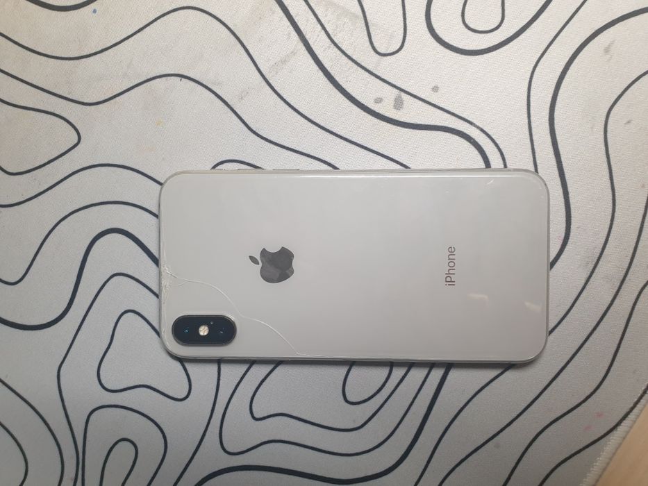 Продам айфон х срочно