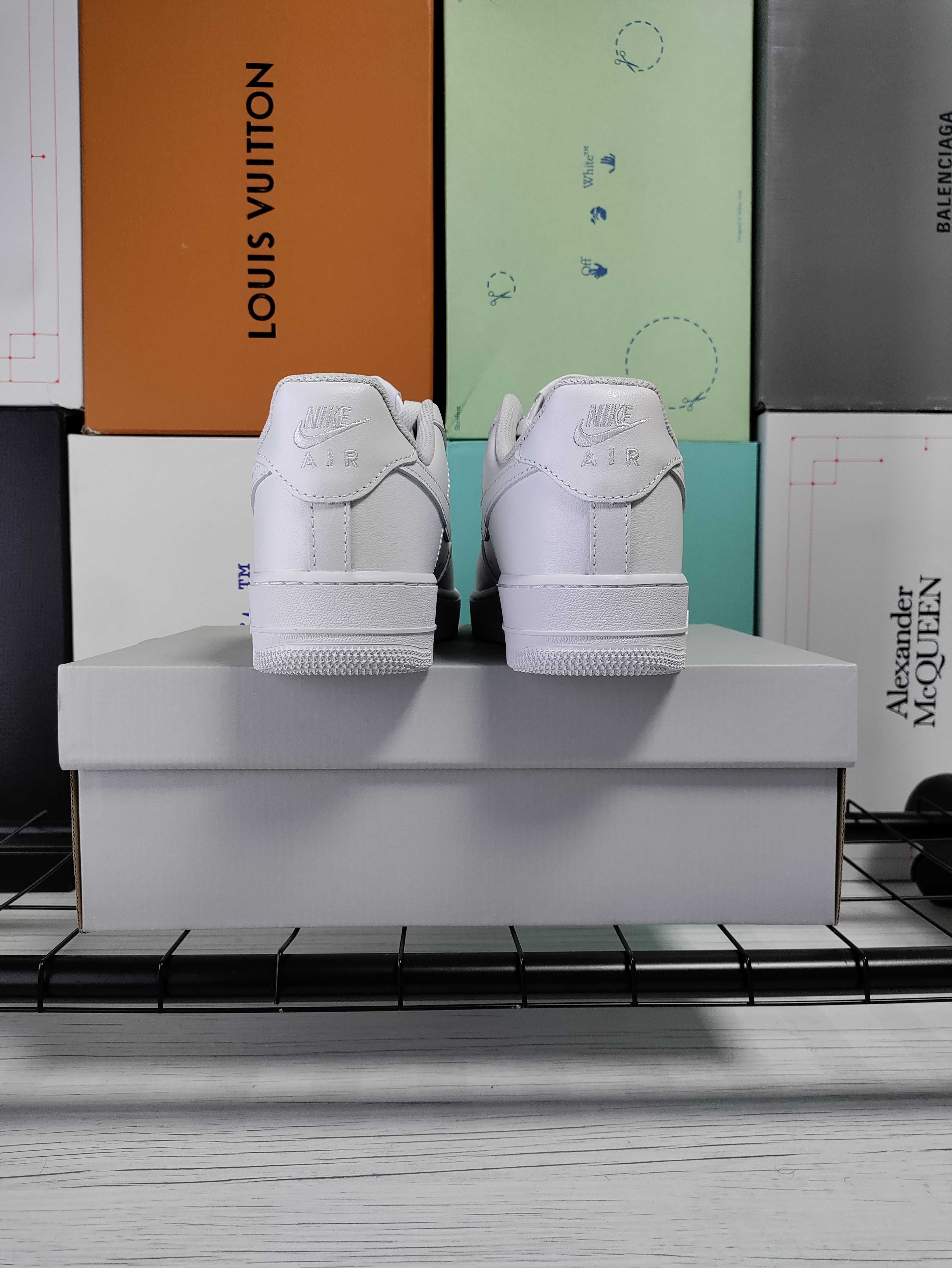 Air Force 1 Low triple white marimea 40