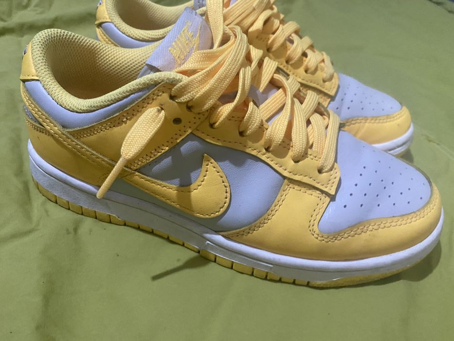 nike dunk low citron pulse