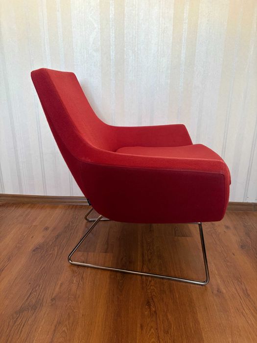 Дизайнерско кресло Swedese Happy Chair