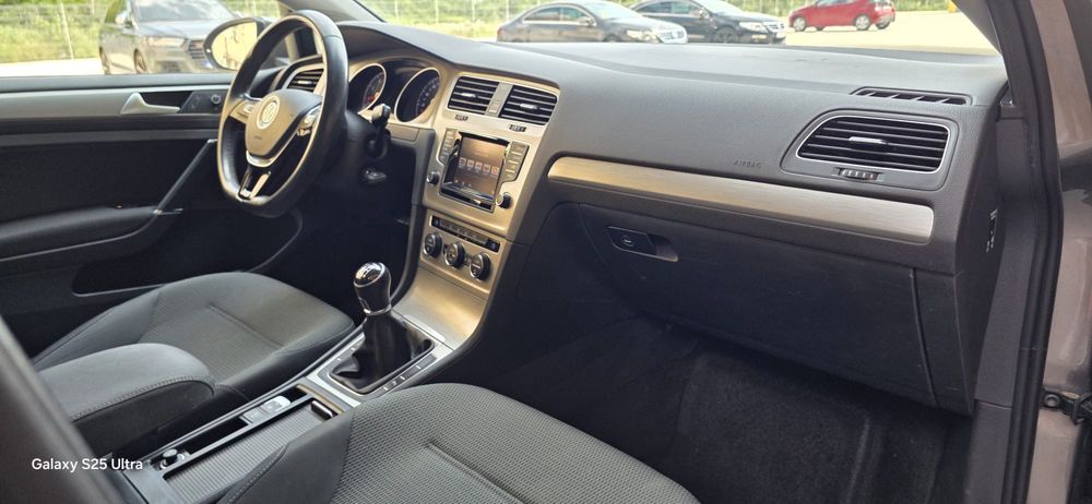 Vand golf 7 din 2016 1200 benzina euro 6