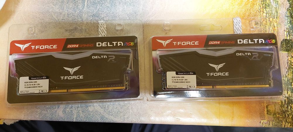 Рам памет T Force Delta RGB 2 х 8GB DDR4 3200MHz