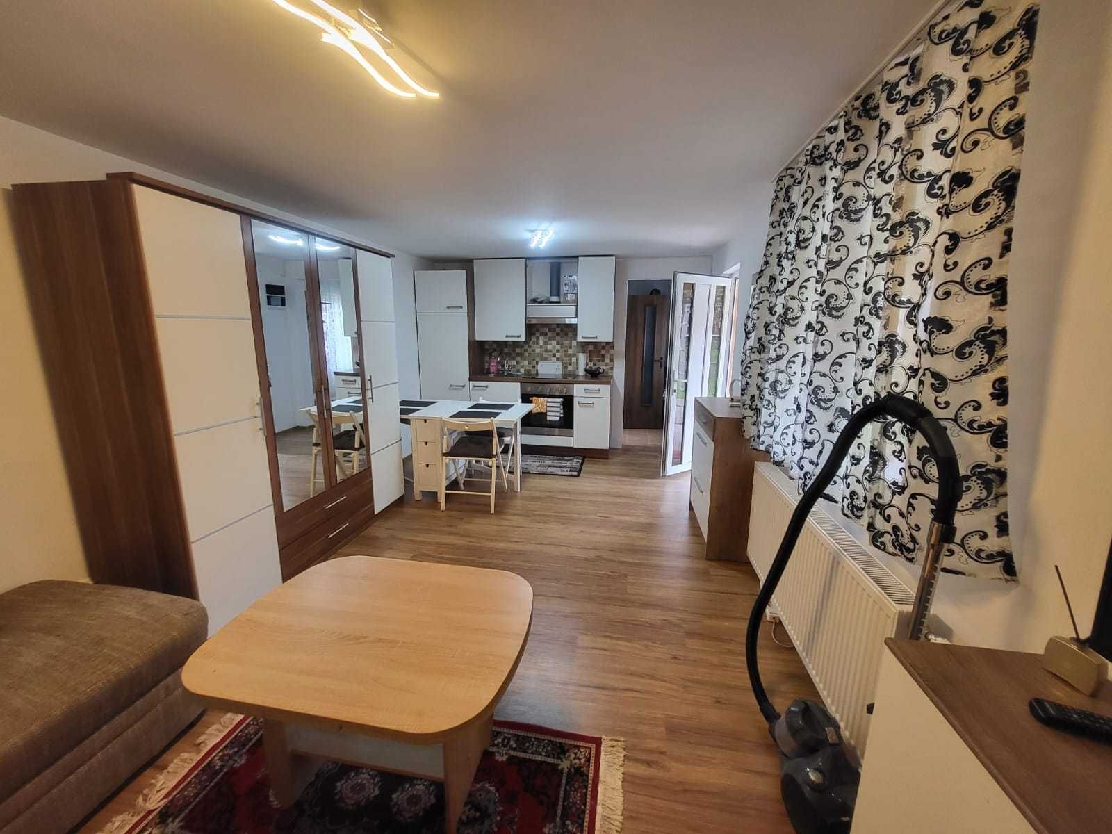 Inchiriez casa cu o camera in Baia Sprie