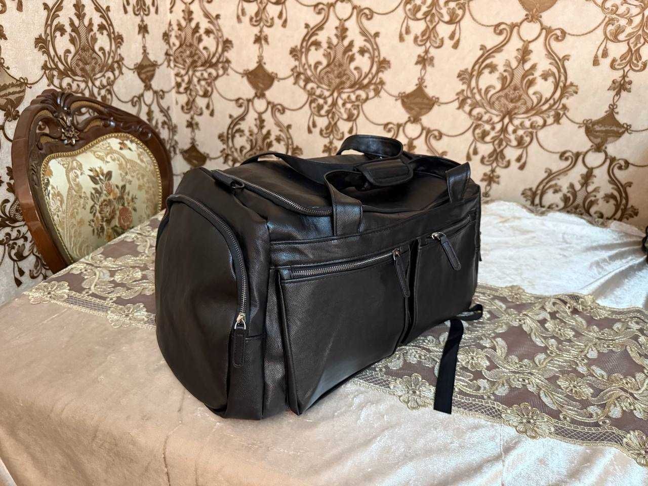 Дорожная кожаная сумка