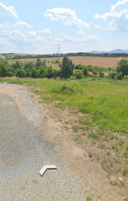 Teren Intravilan Huedin - 40 ari - front stradal 57 m