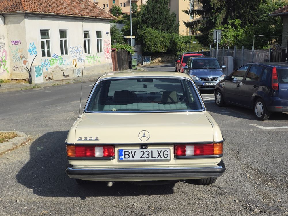 Vand/Schimb Mercedes W123 230E 136cp, 1983, vehicul istoric