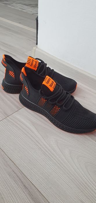 Adidași damă sport