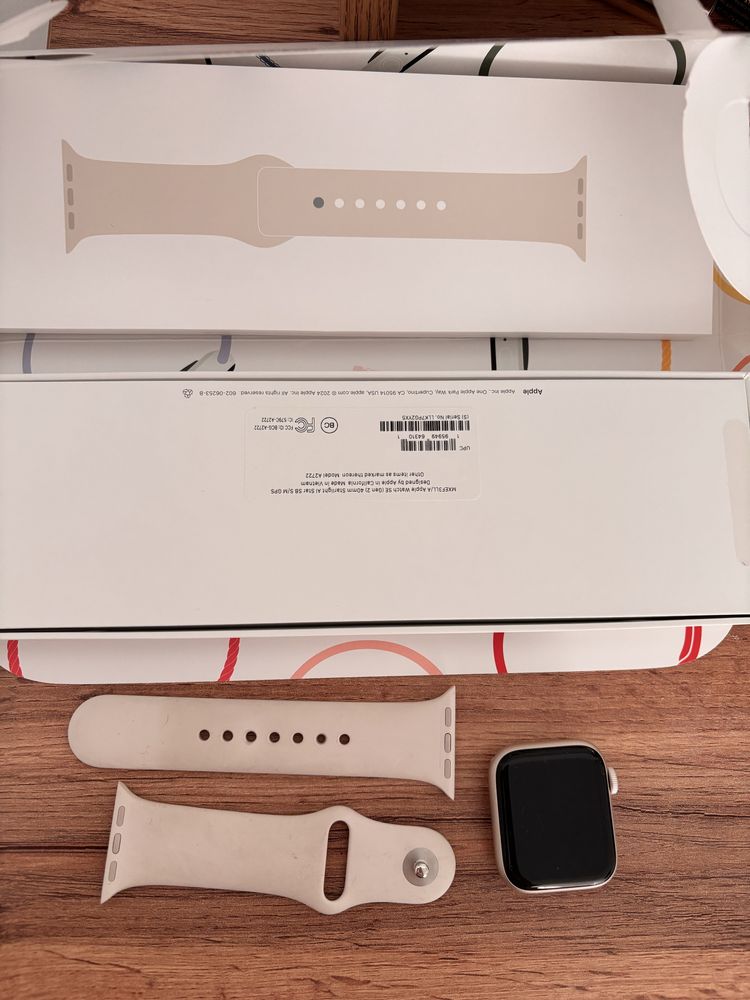 Продам Apple Watch se