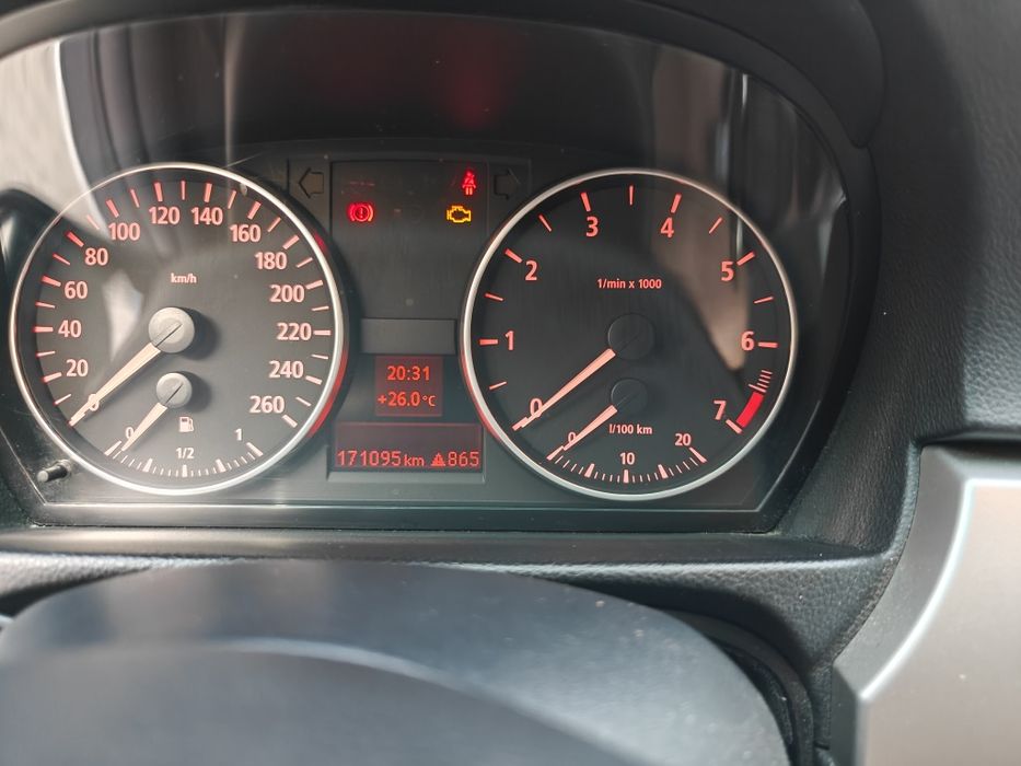 BMW E90 320i 150CP