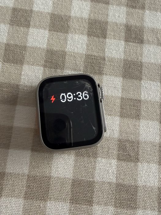 Apple Watch Series 4 40мм