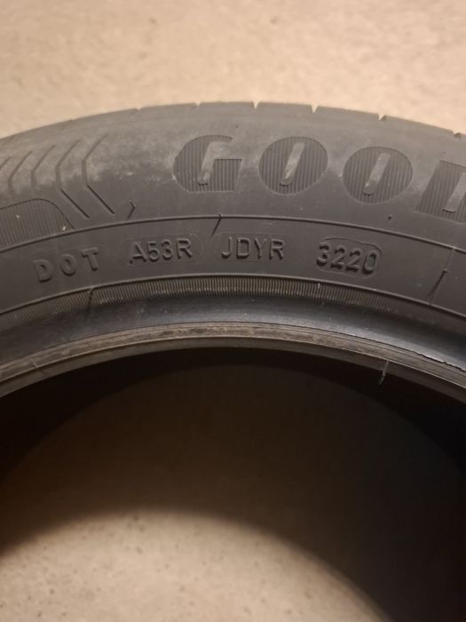 De vanzare cauciuc de vara!