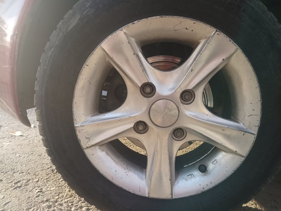 Diska shapaloq r13 balonlari bilan