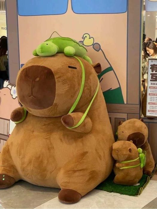 Плюшена играчка Капибара с раница костенурка, 20-110см