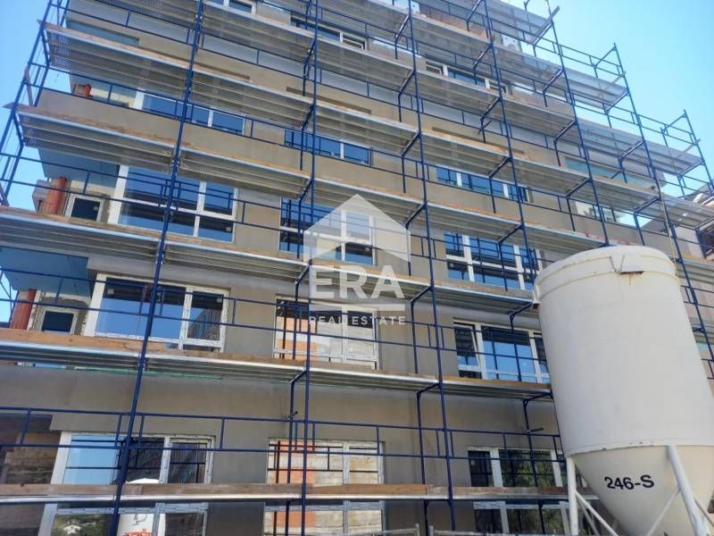 ЕРА Вива продава двустаен апартамент в новострояща се жилищна сграда в