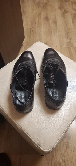 Pantofi piele mărimea 42