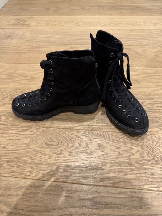 Cizme Musette piele intoarsa cu siret ,37