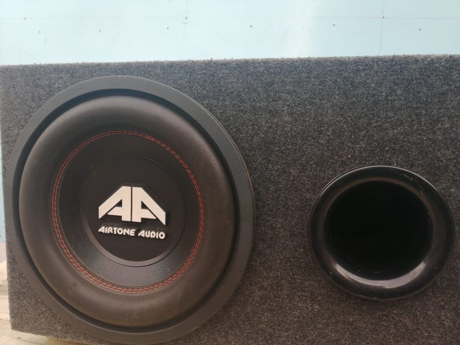 сабвуфер Airtone на моноблоке