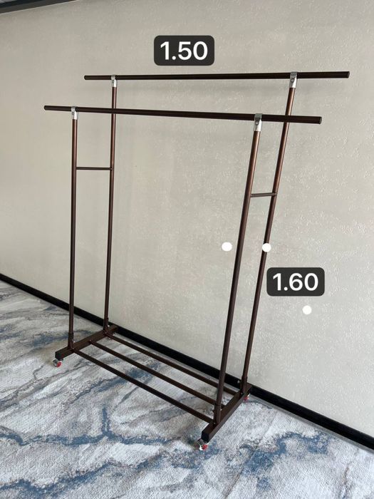 Гардероб вешалка наполная вишилка для одежда