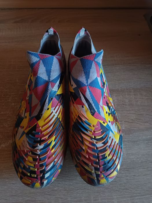 Vând ghete Adidas predător original folosite 5 zile