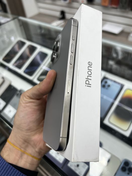 iPhone 15 Pro Max 87% Natural