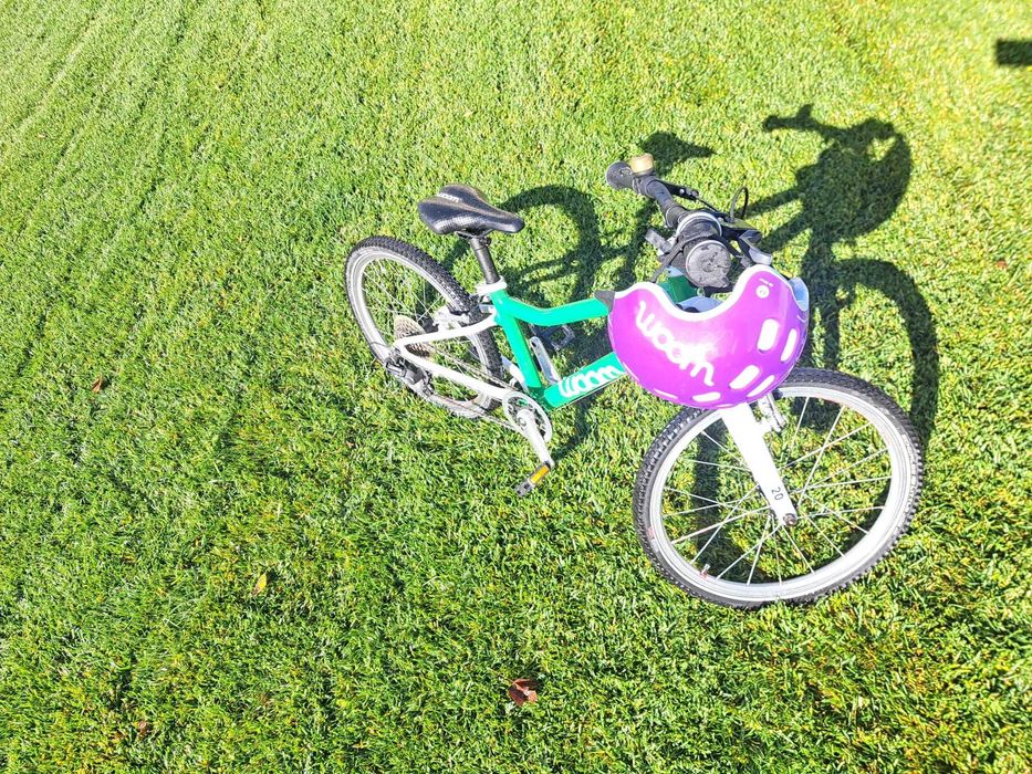 WOOM 4 bicicleta si casca