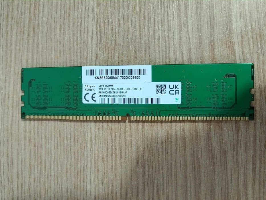 Placuta 8 GB RAM DDR5=5600MH NOU