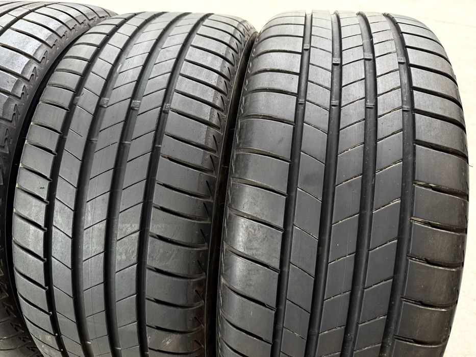 Anvelope vara 225.45.17’ Bridgestone
